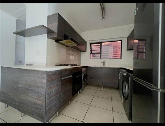 3 BEDROOM PROPERTY TO RENT IN OLIVEDALE